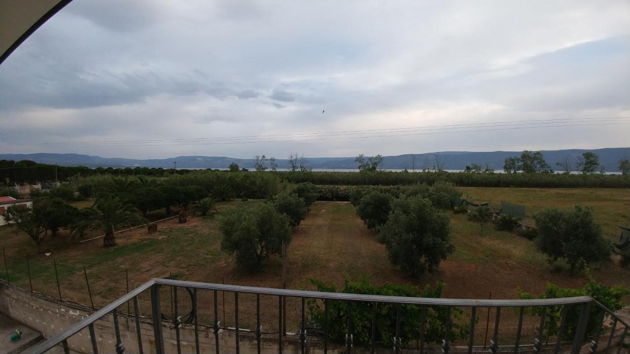Appartamento Tra Mare E Lago Foce Varano Exterior foto